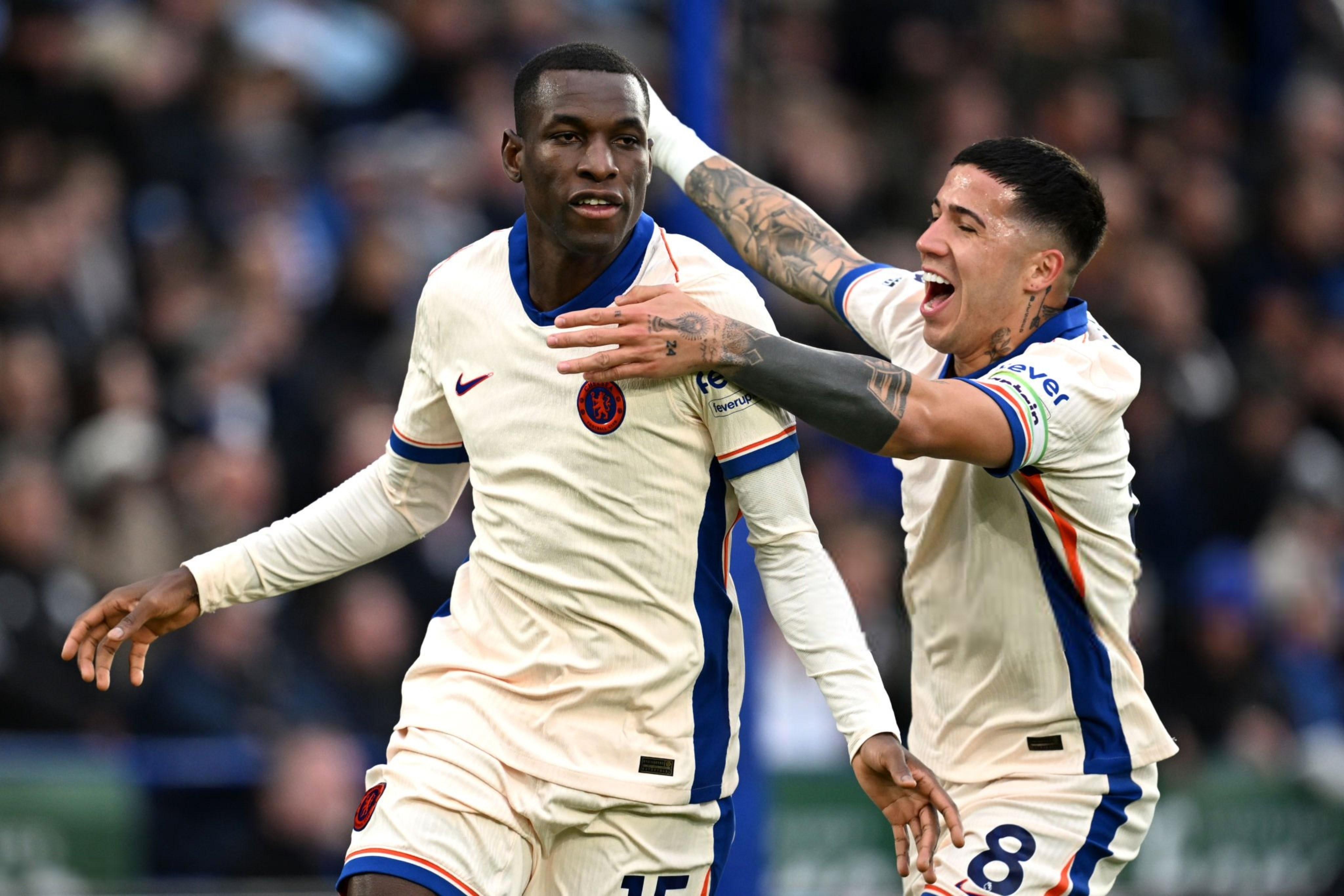 包含切尔西主场大胜马德里竞技，取得晋级利好的词条